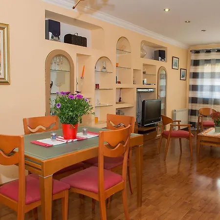 Apartment Apartamento Vilanova- Centre